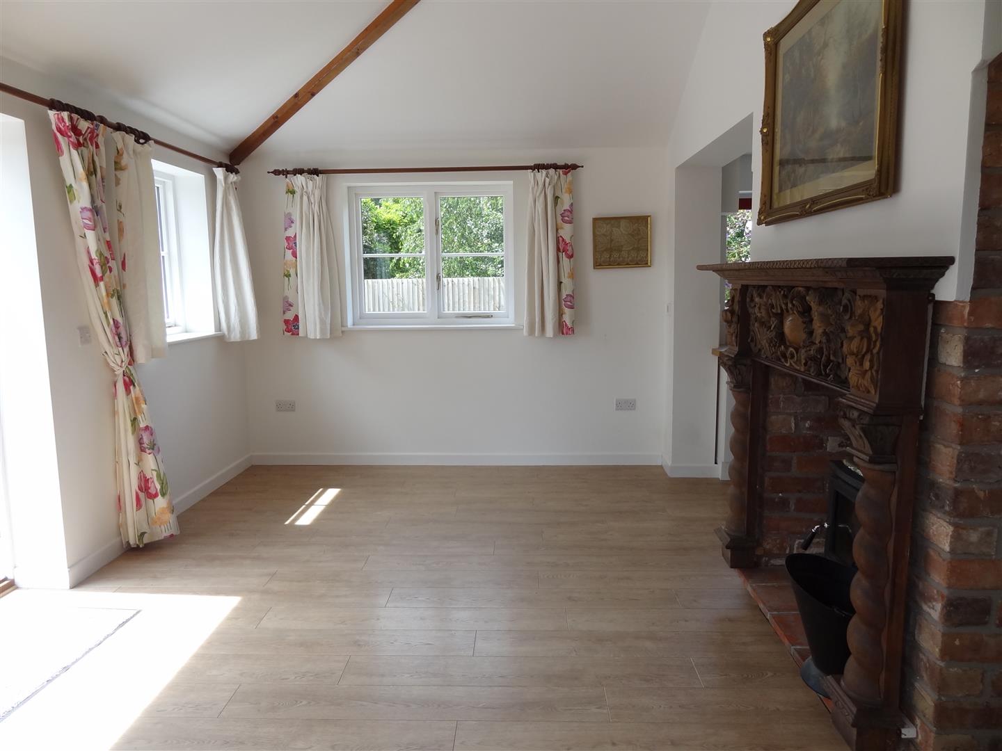 The Stables , Shrewsbury, SY4 2AW To Let